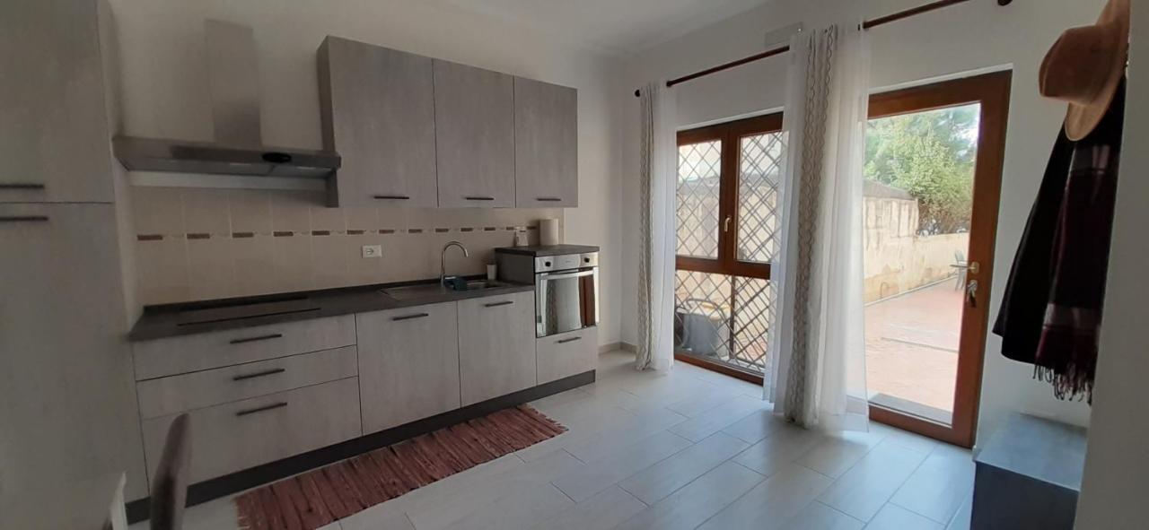 Апартаменти Comfy&Cozy Flat In Fiumicino Center Екстер'єр фото
